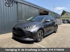 Toyota Yaris - 1.5 Hybrid Dynamic Luxury | Stoelverwarming | Camera | Lichtmetalen velgen |