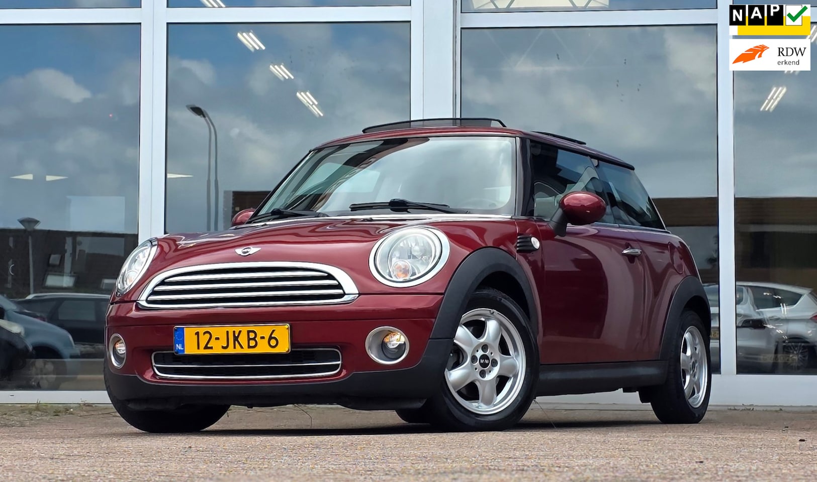 MINI One - Mini 1.4i 2e Eigenaar Schuif/kanteldak Nieuwe APK - AutoWereld.nl
