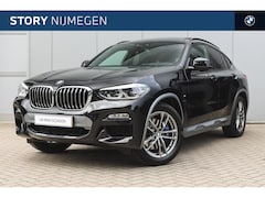 BMW X4 - xDrive30i M Sport Automaat / Panoramadak / Trekhaak / Achteruitrijcamera / Adaptieve LED /