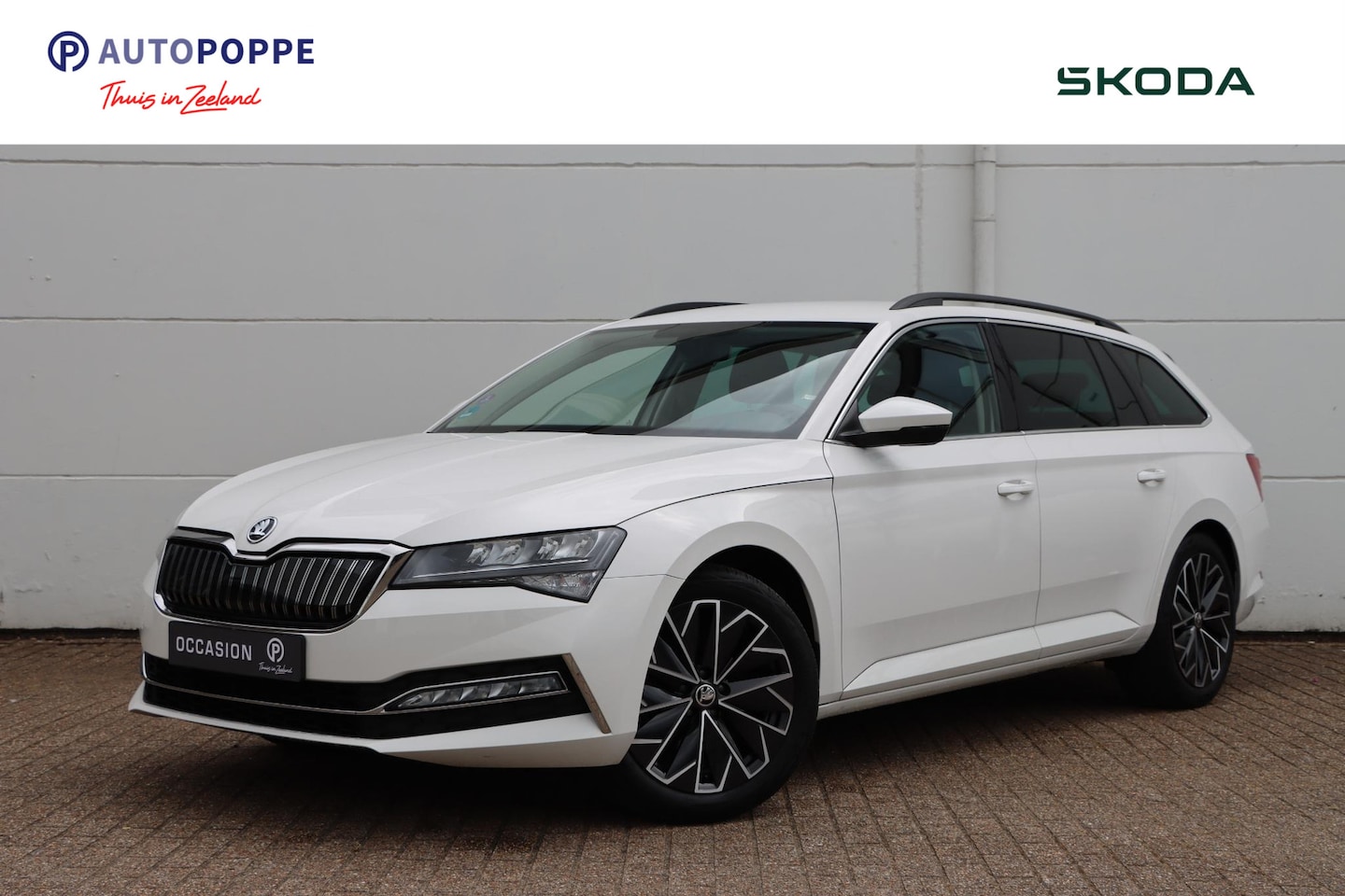 Skoda Superb Combi - 1.4 TSI iV Business Edition Plus 1.4 TSI iV Business Edition Plus DSG - AutoWereld.nl