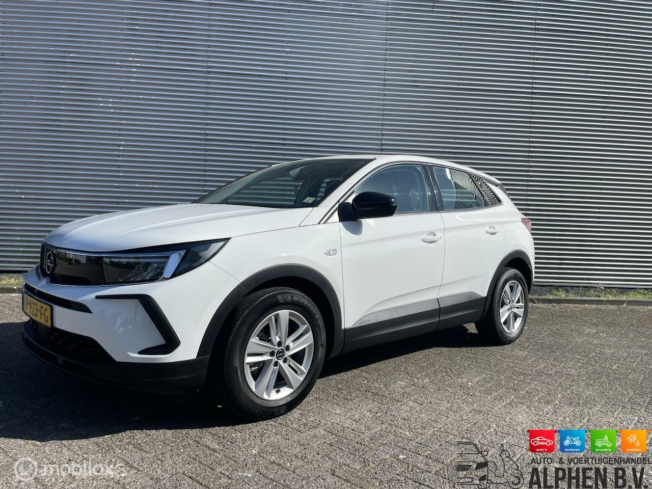 Opel Grandland - 1.2 Turbo Edition 1.2 Turbo Edition - AutoWereld.nl