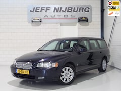 Volvo V70 - 2.4 Edition II "Automaat" Youngtimer Trekhaak Leer Stoelverwarming Bluetooth Parkeersensor