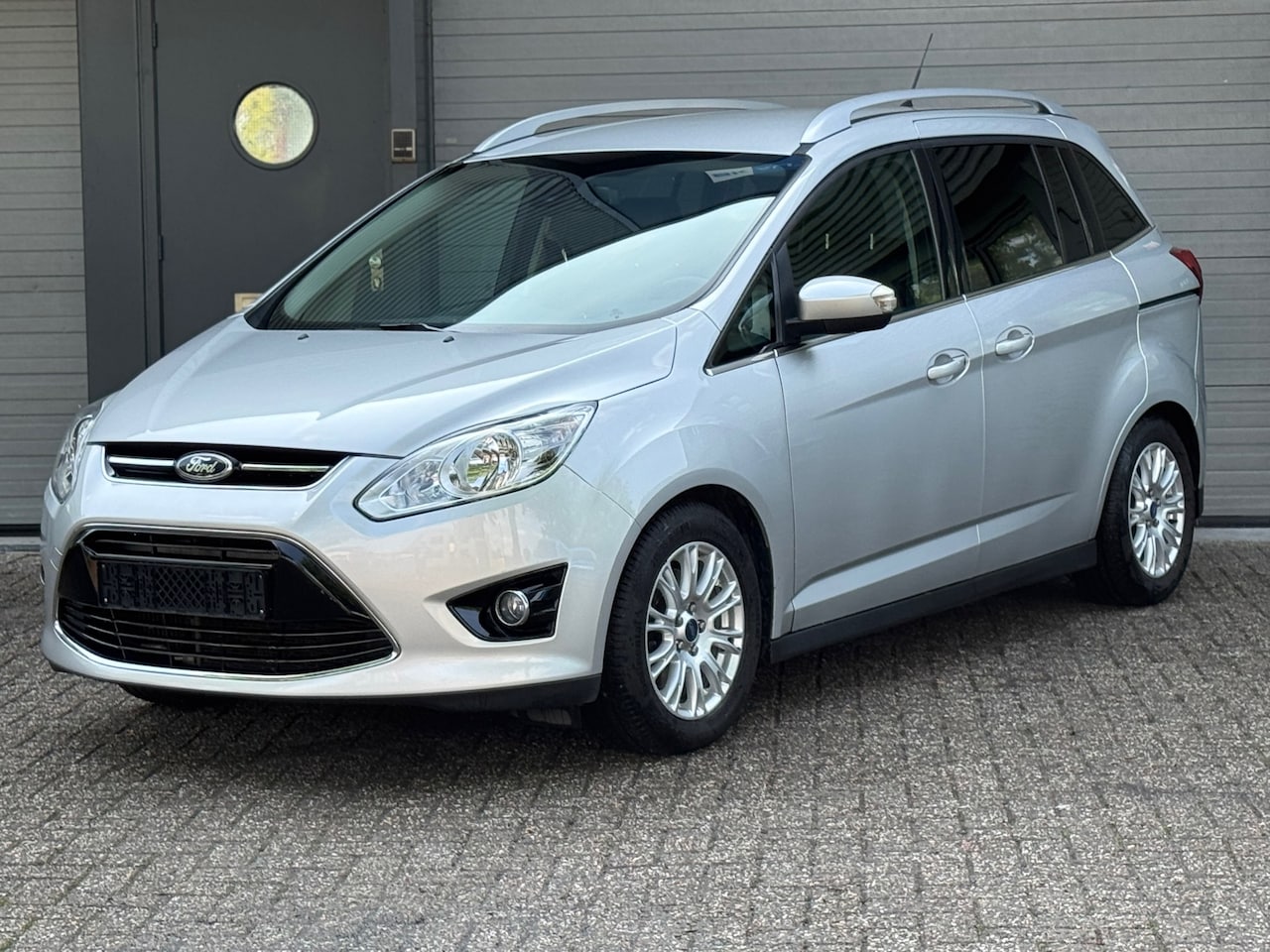 Ford Grand C-Max - 1.6 TDCi Titanium 1.6 TDCi Titanium - AutoWereld.nl