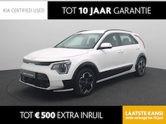 Kia Niro EV - DynamicLine 64.8 kWh | SOH 100% | 3-fase 11KW laden | Climate Control | Navigatie | LM Vel
