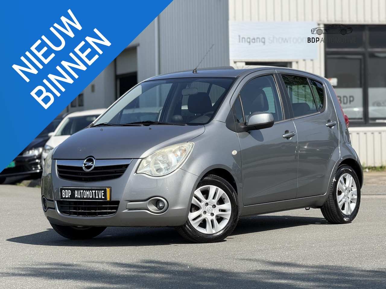 Opel Agila - 1.2 Edition AIRCO/TREKHAAK/APK NIEUW! UNIEK LAGE KM STAND! - AutoWereld.nl
