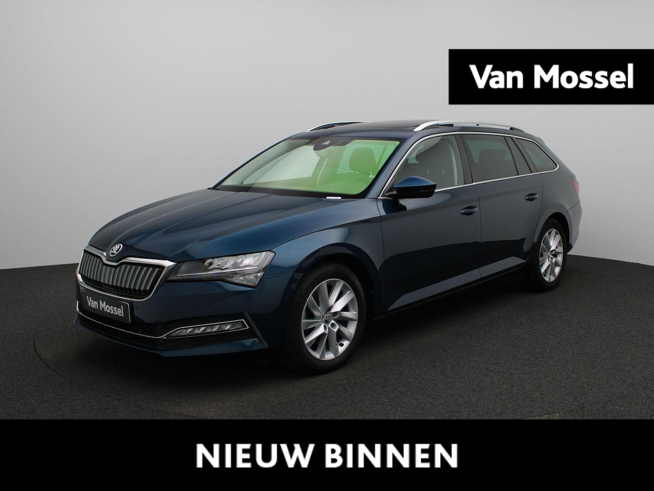 Skoda Superb Combi - 1.4 TSI iV Business Edition Plus | PANORAMADAK | VIRTUAL COCKPIT | STOELVERWARMING | ACHTE - AutoWereld.nl