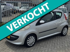 Peugeot 107 - 1.0-12V XR Airco l Elek pakket l Toerenteller l Stuurbekrachtiging l AUX GOED ONDERHOUDEN