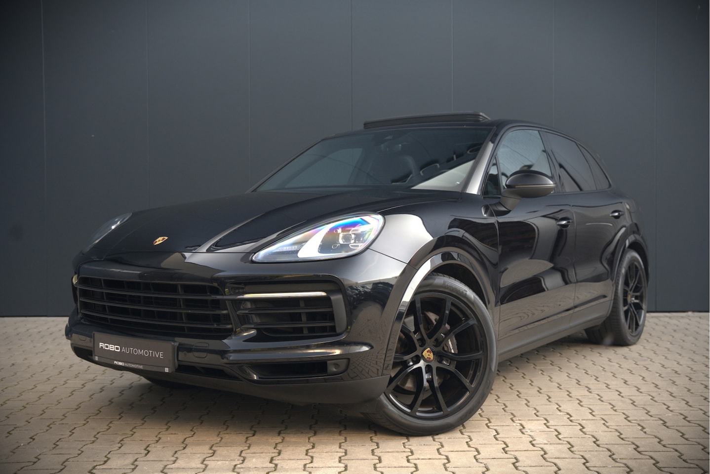 Porsche Cayenne - 3.0 E-Hybrid | Sport Chrono | Panoramadak | Bose | Luchtvering | Stoelkoeling | Stoelverwa - AutoWereld.nl