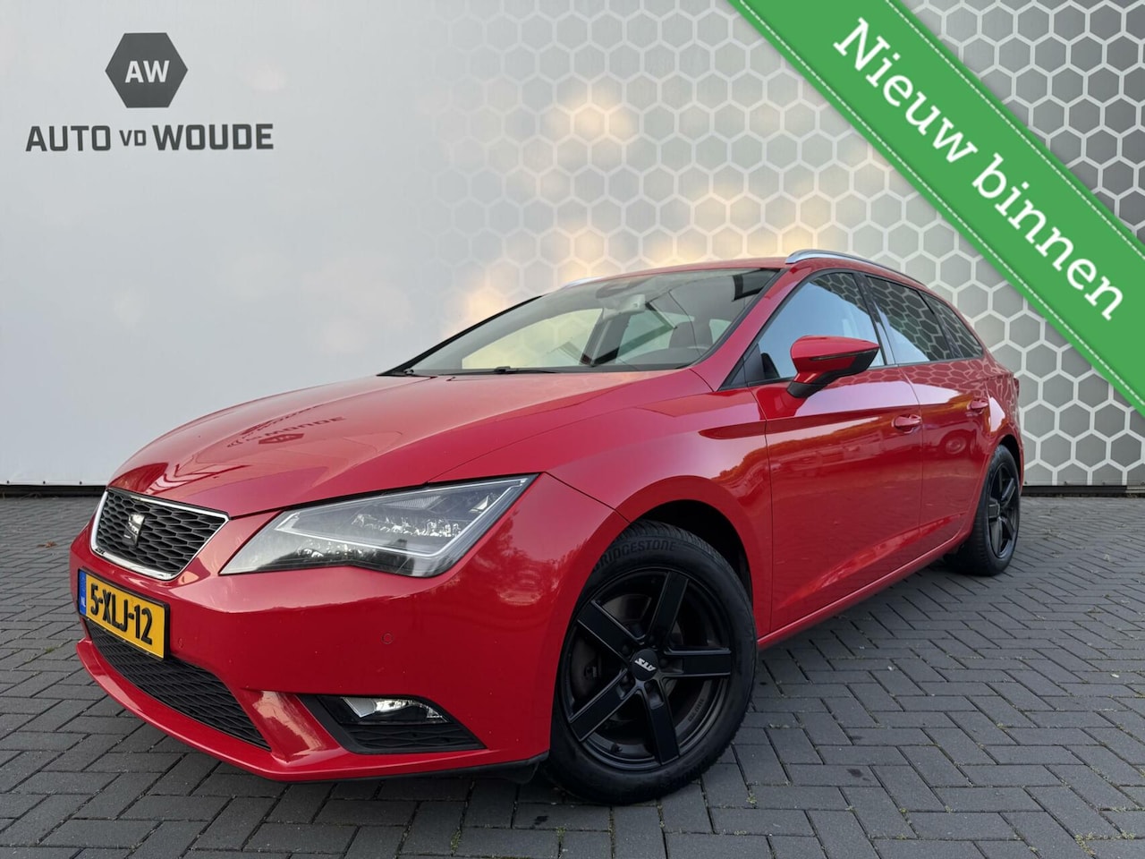 Seat Leon ST - 1.6 TDI Style Ecomotive Airco Stoelverwarming - AutoWereld.nl