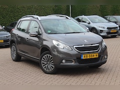Peugeot 2008 - 1.2 PureTech Active / Trekhaak / Navigatie / Bluetooth / Radio / Cruise Control