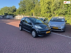Peugeot 107 - 1.0-12V XS elektrische ramen centrale deurvergrendeling
