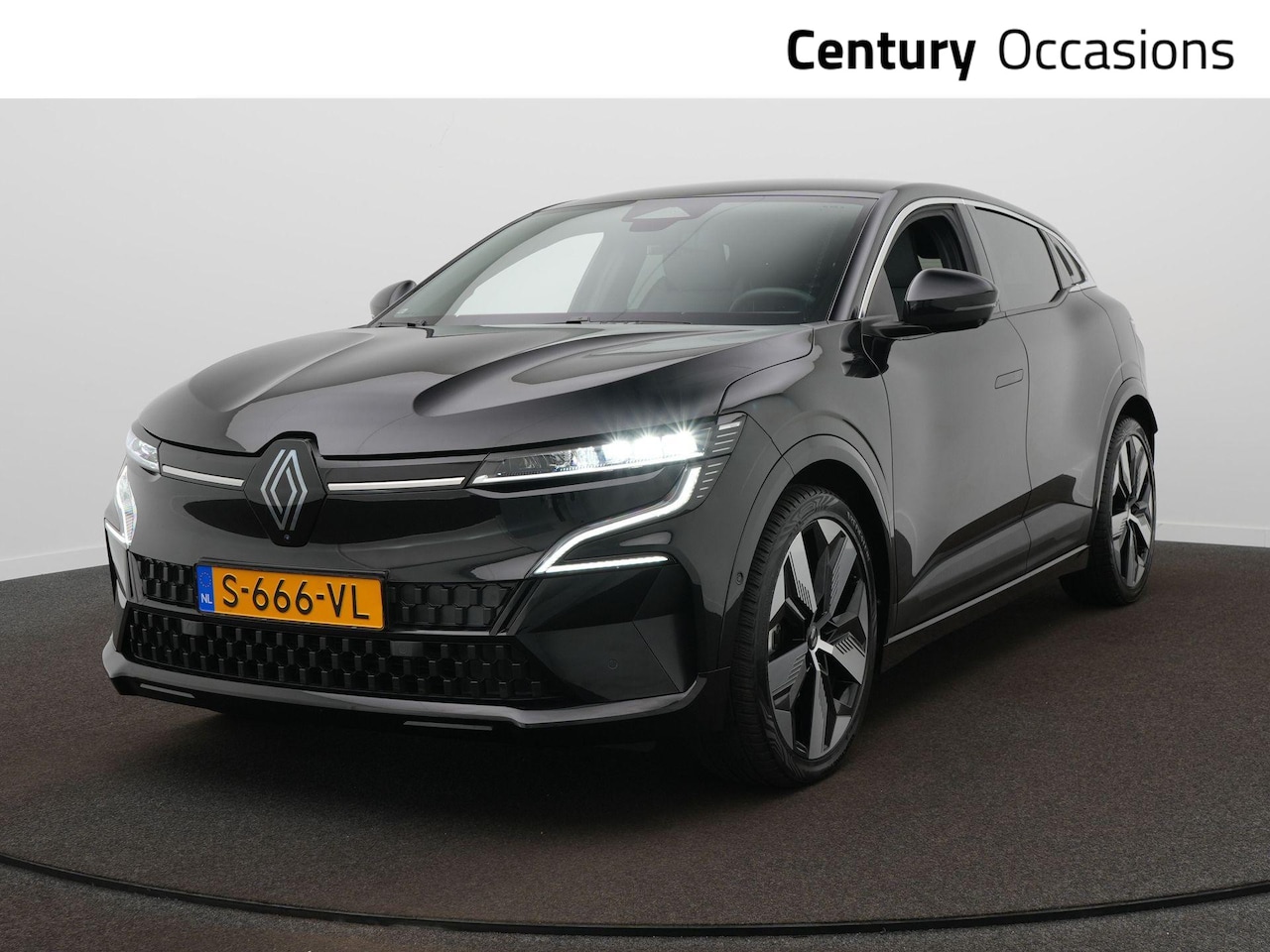 Renault Mégane E-Tech - EV40 Boost Charge Equilibre / Adap. Cruise / Trekhaak / Harman-Kardon - AutoWereld.nl