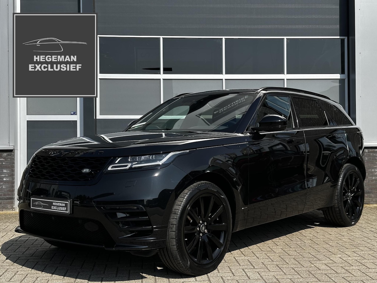 Land Rover Range Rover Velar - 2.0 I4 AWD R-Dynamic HSE | PANO | Keyless | MERIDAN | Camera | Carplay | Navi | DAB | Verw - AutoWereld.nl