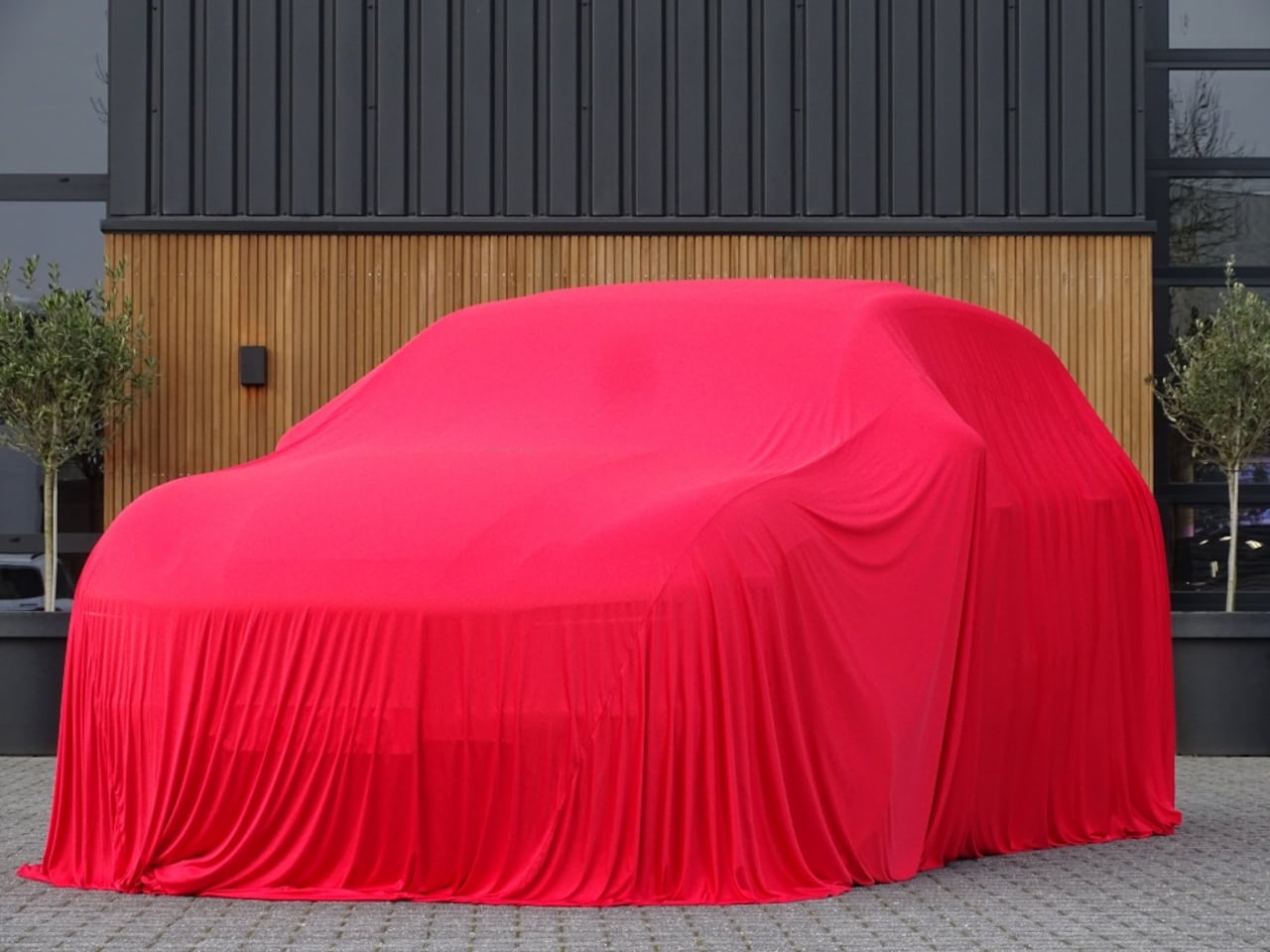 Land Rover Range Rover Sport - 5.0 V8 576PK SC SVR SVO / Quicksilver RVS / Alcantara / carbon - AutoWereld.nl