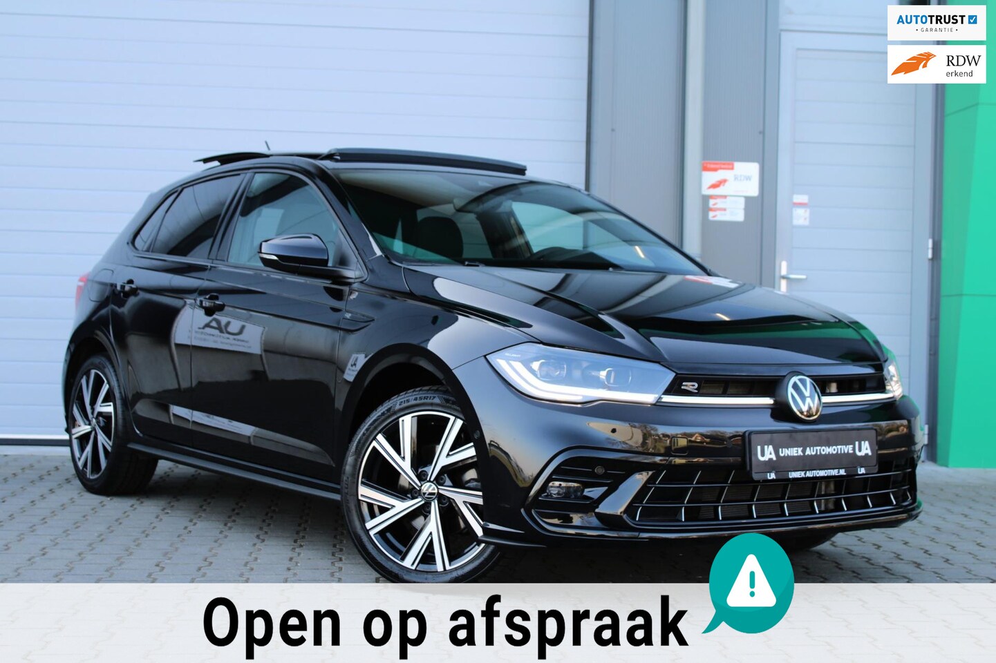 Volkswagen Polo - 1.0 TSI DSG 110PK HIGHLINE BUSINESS R | 3XR-LINE | PANO | CAMERA | CARPLAY | NAVI | KEYLES - AutoWereld.nl