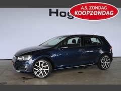 Volkswagen Golf - 1.6 TDI Highline Automaat Navigatie Panoramadak Goed Onderhouden Inruil Mogelijk