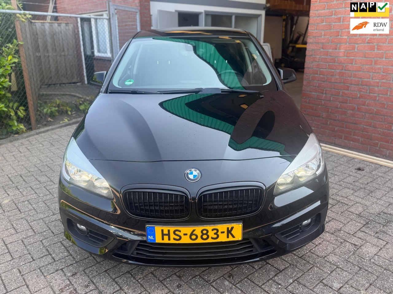 BMW 2-serie Active Tourer - 218d Corporate Lease Essential - AutoWereld.nl