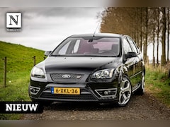 Ford Focus - 2.5-20V ST| Koopje | Tik in motor