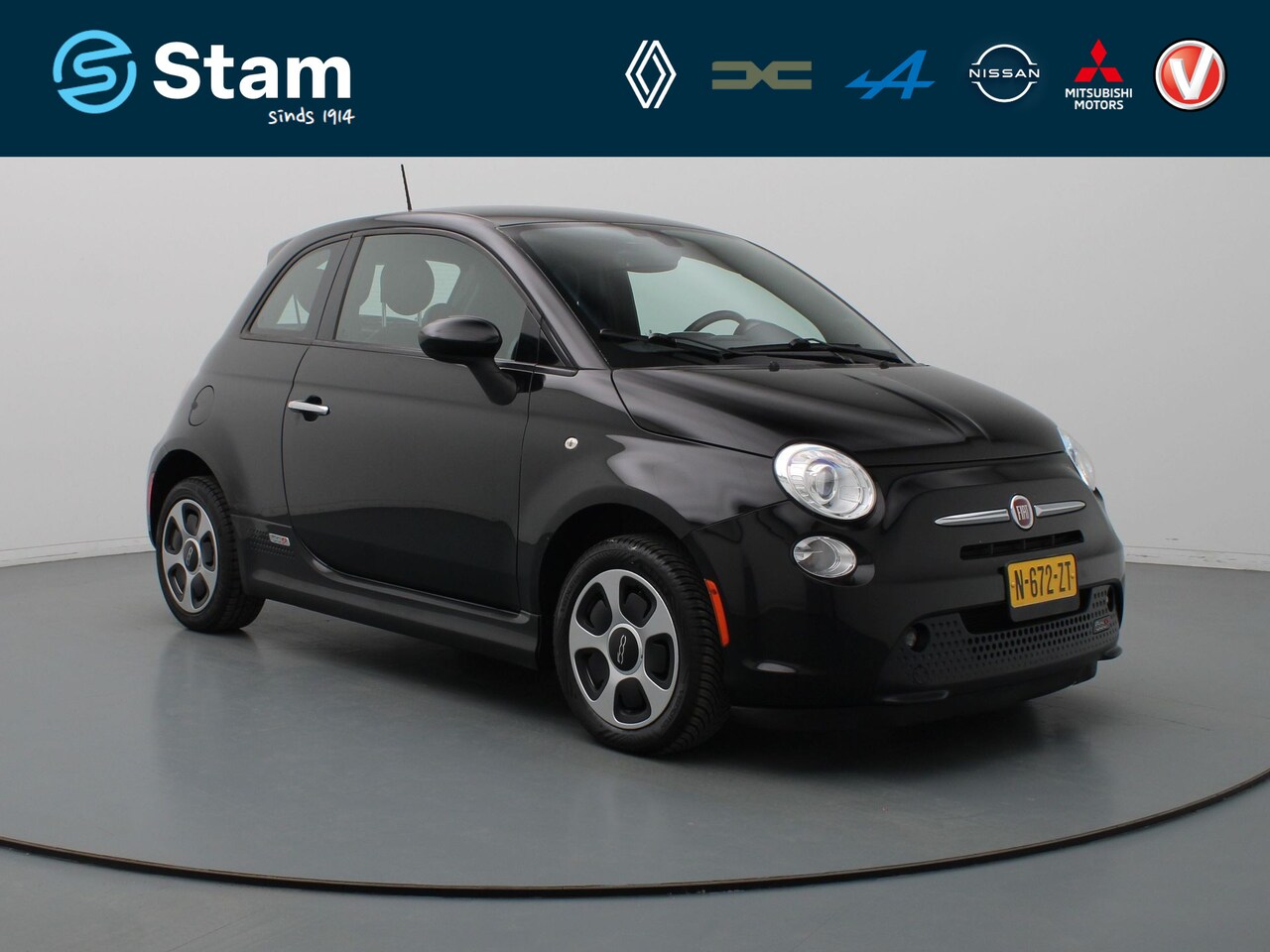 Fiat 500e - 24kwh Climate | Cruise | Parkeersens. achter | Stoelverw. - AutoWereld.nl