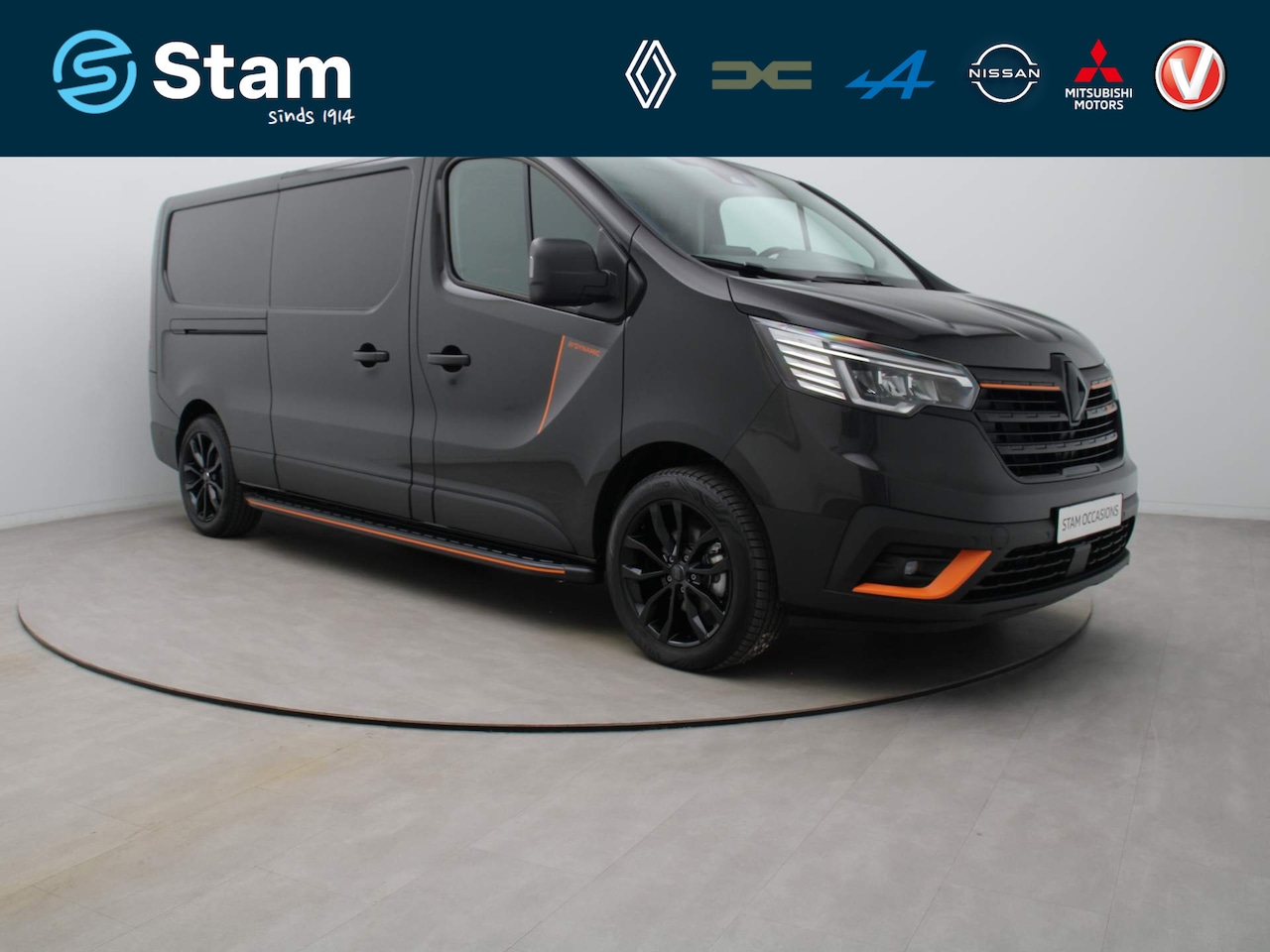 Renault Trafic - 2.0 Blue dC1 130pk T30 L2H1 Advance Dynamic by Re-Volve Climate | Leder | Navi | Sidesteps - AutoWereld.nl