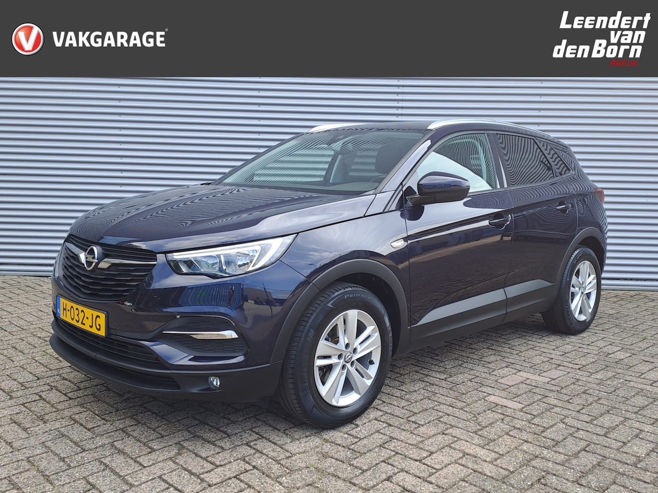 Opel Grandland X - 1.2 Turbo Business Executive | Trekhaak | Automaat | Navi | Apple Carplay/Android Auto | P - AutoWereld.nl