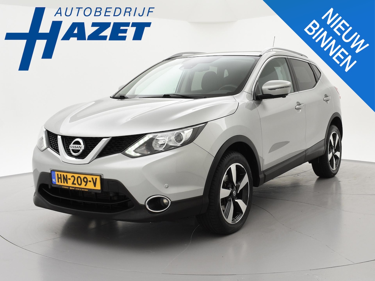 Nissan Qashqai - 1.2 CONNECT AUT. + TREKHAAK | 360 CAMERA | PANORAMA | 18 INCH | NAVIGATIE - AutoWereld.nl