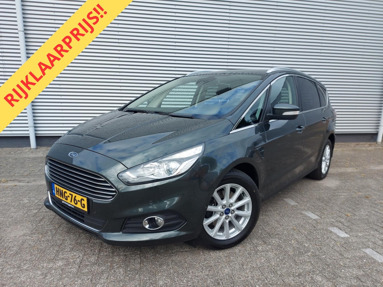 Ford S-Max - 1.5 Titanium 1.5 Titanium, airco,trekhaak,navigatie,stoelverwarming,parkeersensoren, - AutoWereld.nl