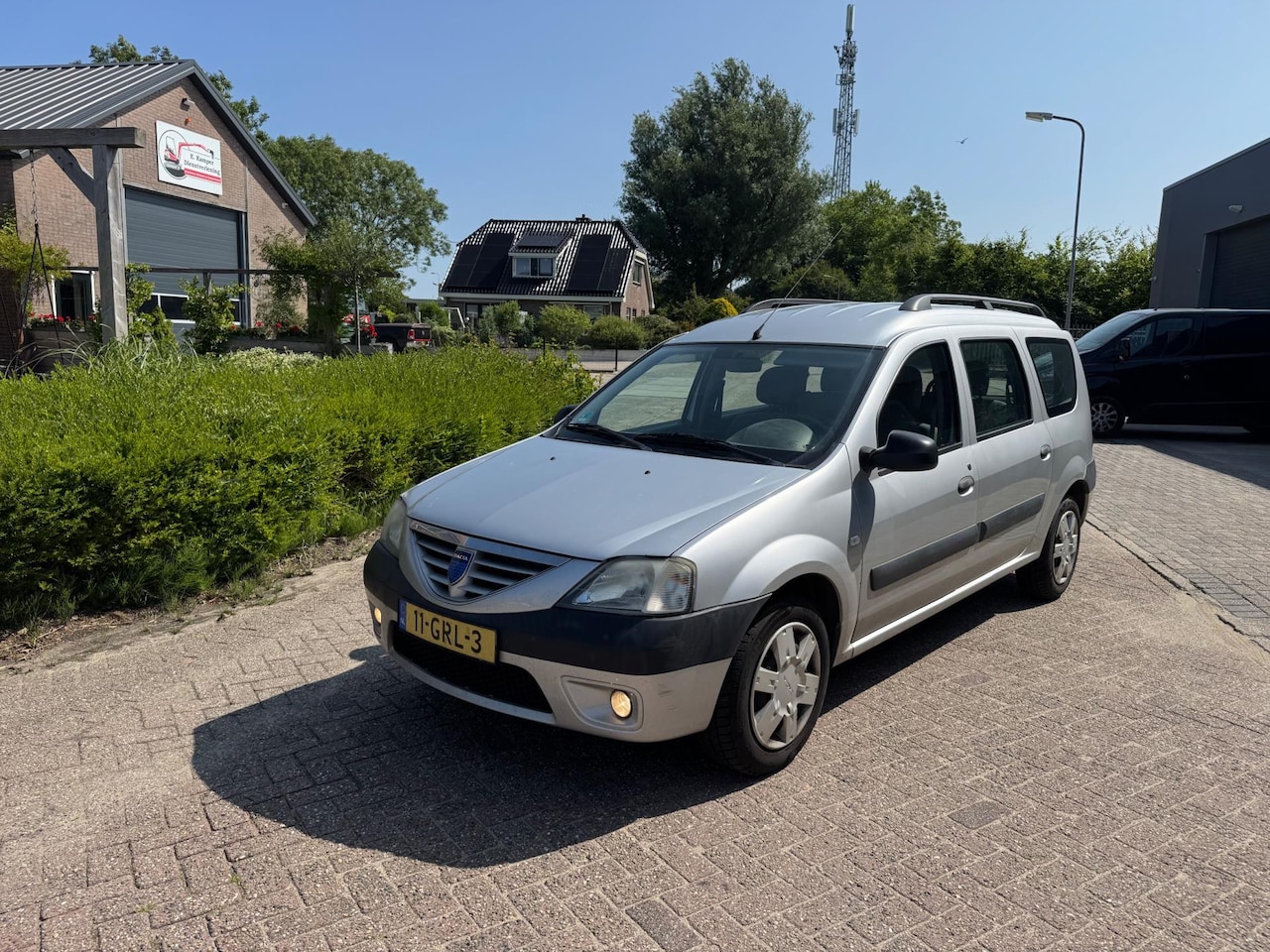 Dacia Logan MCV - 1.4 Lauréate. LPG G3 - AutoWereld.nl