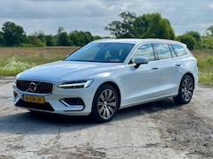 Volvo V60 - B4 Inscription | Adaptive Cruise control | 360 camera | Harman Kardon | Keyless | Stoel +
