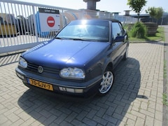 Volkswagen Golf Cabriolet - 1.6