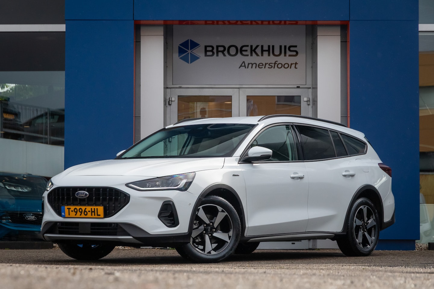 Ford Focus Wagon - 1.0EB Active Automaat | Camera | AGR | Winterpakket | Navi | Apple Carplay/Android Auto | - AutoWereld.nl