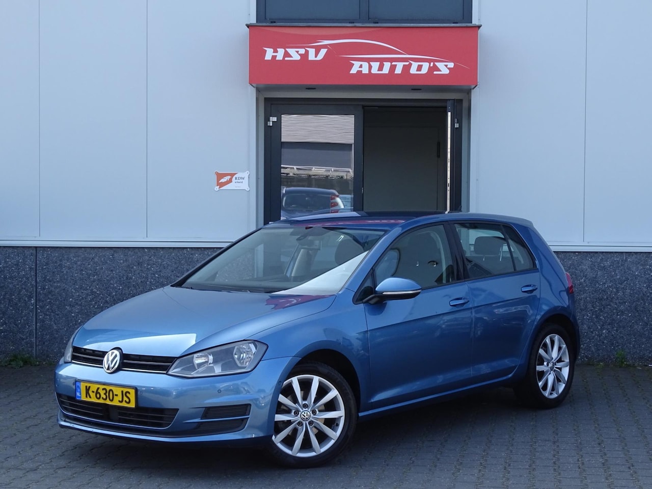 Volkswagen Golf - 1.2 TSI Highline navi LM 4-deurs - AutoWereld.nl