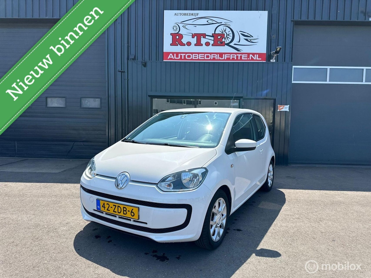 Volkswagen Up! - 1.0 high up! BlueMotion voljaar apk - AutoWereld.nl