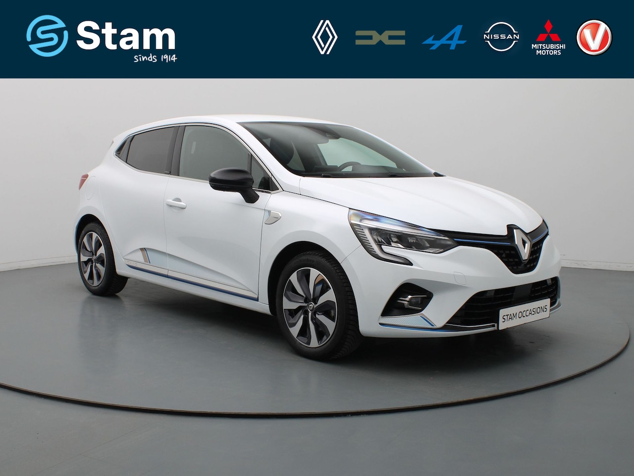 Renault Clio - 1.6 E-Tech Hybrid 140 Zen Camera | Climate | Cruise | Navi | Parkeersens. v+a - AutoWereld.nl