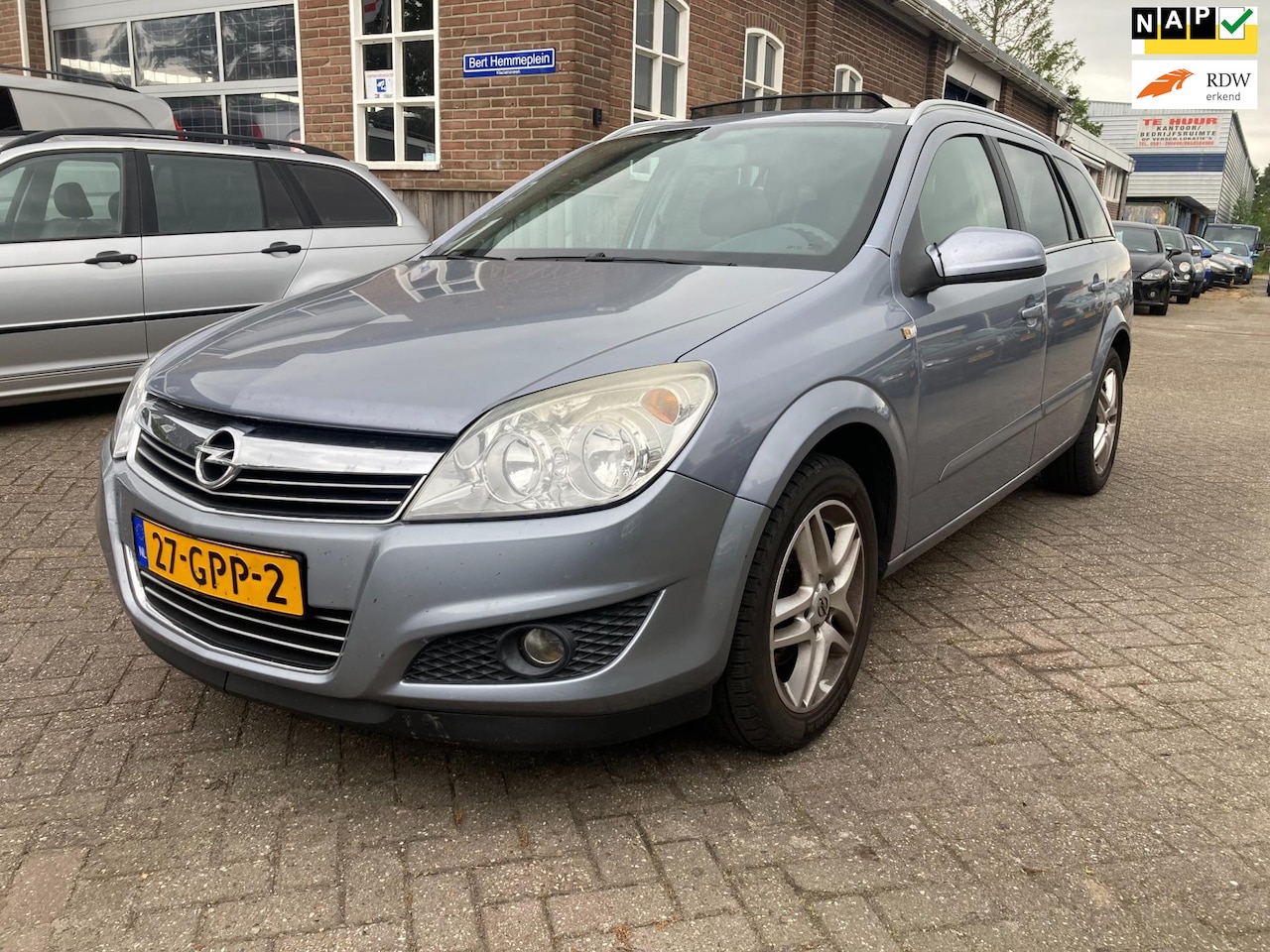 Opel Astra Wagon - 1.8 Temptation Bj 2008, Panodak, Clima, Cruise, inruil is mogelijk - AutoWereld.nl
