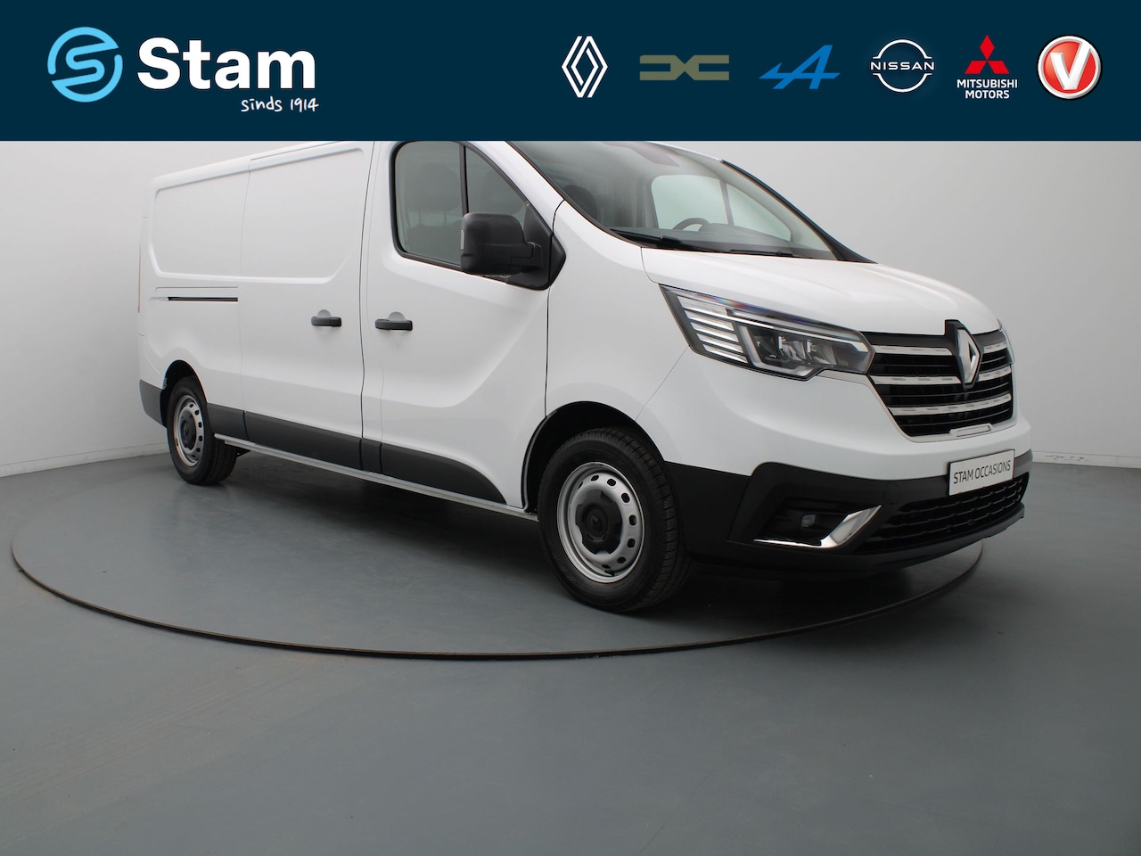 Renault Trafic - dCi 110pk T30 L2H1 Comfort Climate | Leder | Parkeersensoren A. | Trekhaak - AutoWereld.nl