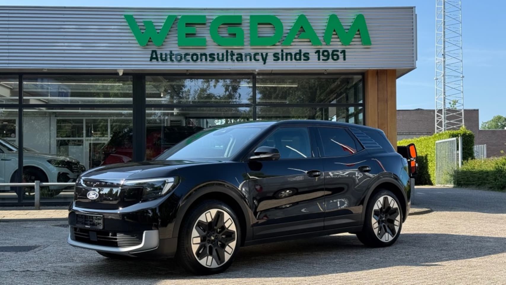 Ford Explorer - PREM EXTR AWD 79 KWH / FULL OPTIONS / 21inch+Trekhaak - AutoWereld.nl