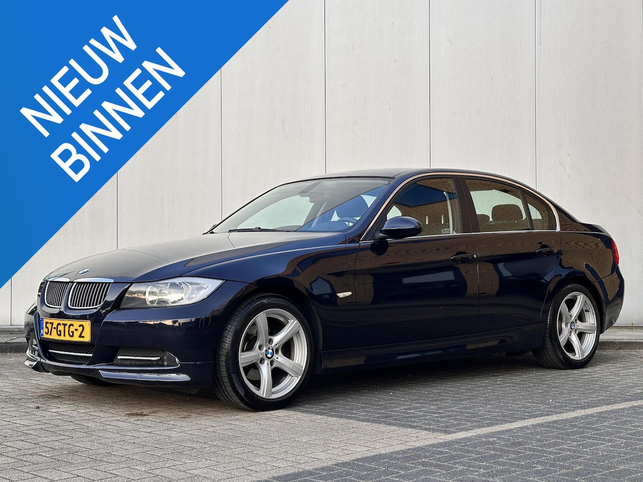BMW 3-serie - 318i Executive l Elektr. Trekhaak l PDC l Cruise l Navi l - AutoWereld.nl
