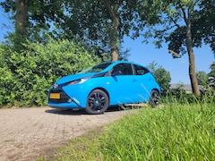 Toyota Aygo - 1.0 VVT-i x-cite Speciale Editie