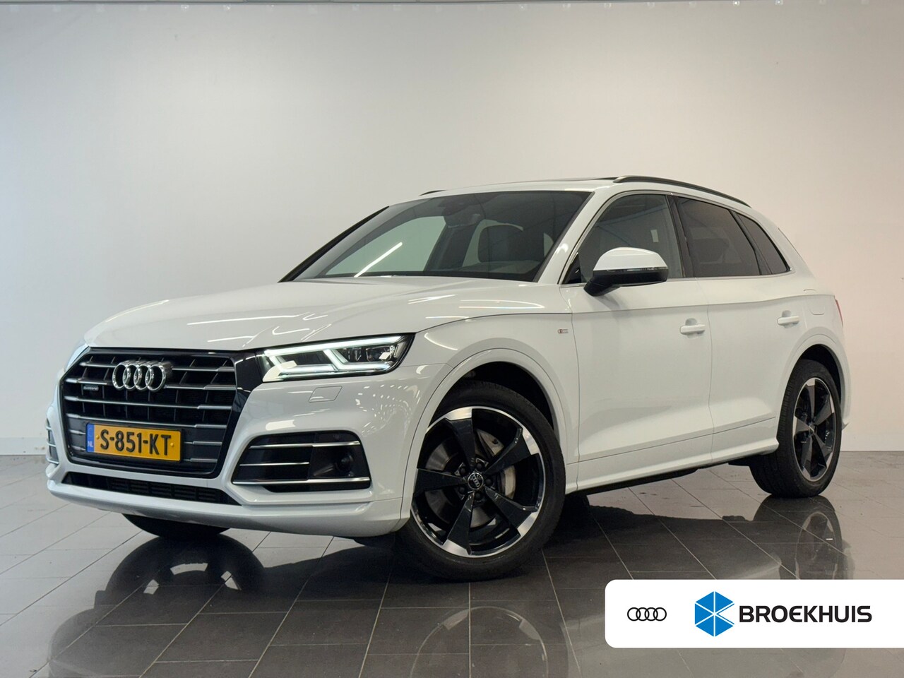 Audi Q5 - 55 TFSI e quattro Competition | Elektrisch bedienbare achterklep | Keyless entry | Lederen - AutoWereld.nl