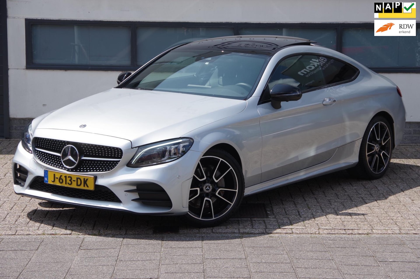 Mercedes-Benz C-klasse Coupé - 180 Premium Plus Pack 1e eigenaar/ Dealer onderhouden/ Pano/leder/Bomvol! - AutoWereld.nl