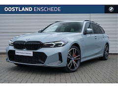 BMW 3-serie Touring - 320e M Sport Automaat / Panoramadak / Sportstoelen / LED / Harman Kardon / Live Cockpit Pl