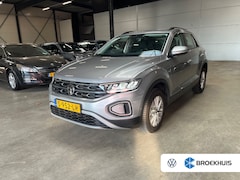 Volkswagen T-Roc - 1.0 TSI 110 pk Life | Airco | Bandenspanningscontrolesysteem | Bluetooth telefoonvoorberei