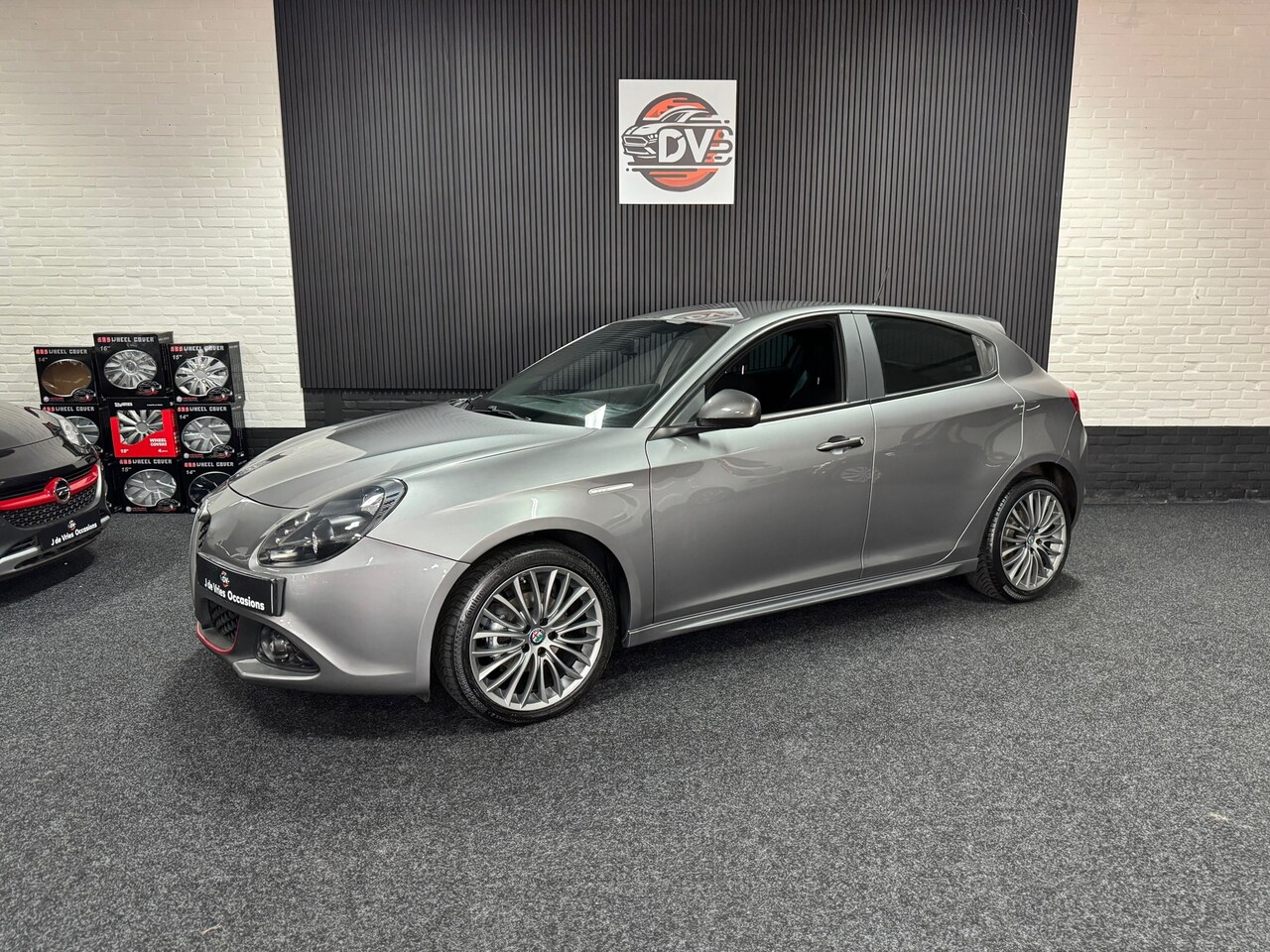 Alfa Romeo Giulietta - 1.4 Turbo 1.4 Turbo, NAV, CRUISE, LED, PDC, CLIMAT, LMV - AutoWereld.nl
