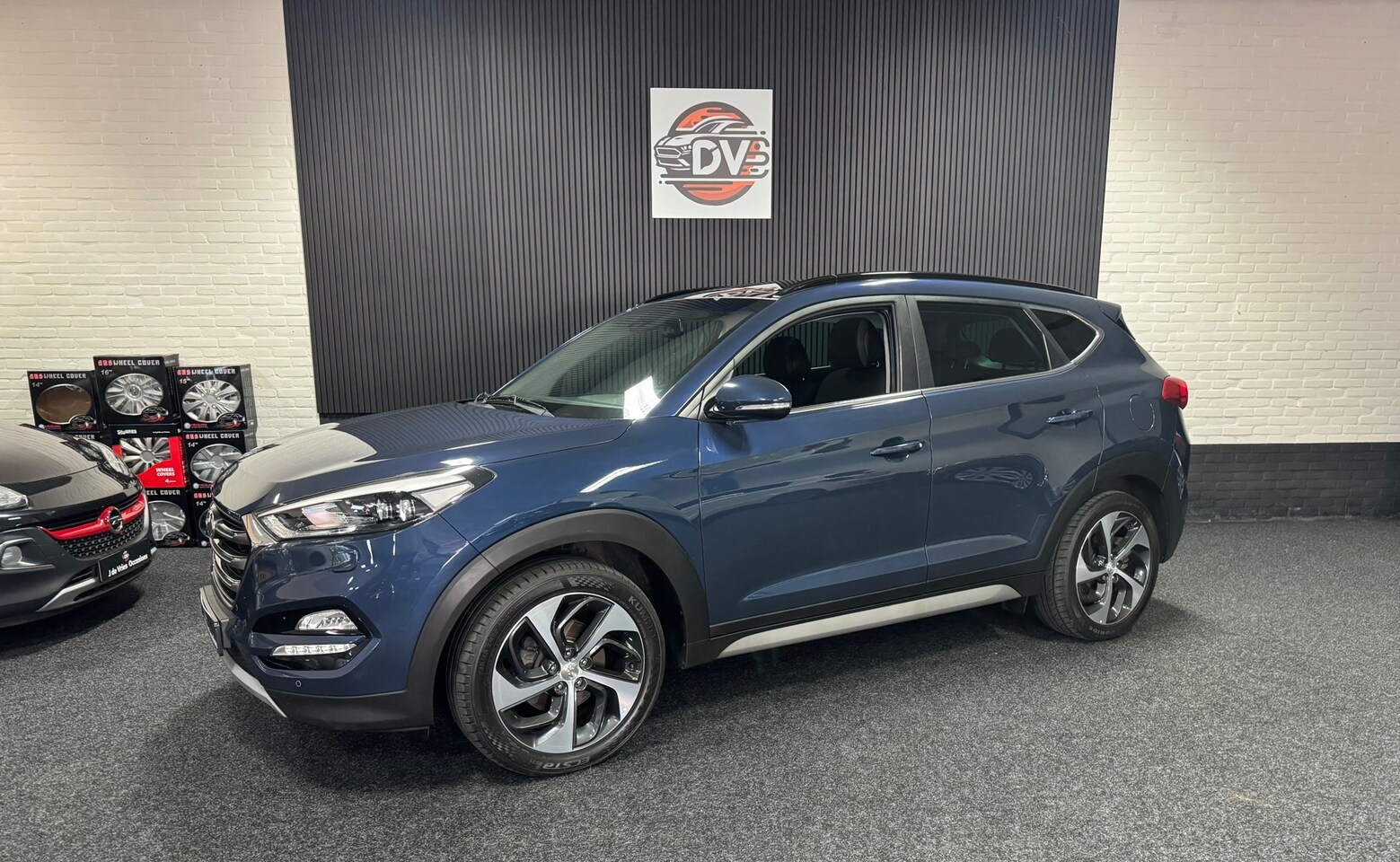 Hyundai Tucson - 1.6 T-GDi Premium 4WD, LED, PANO DAK, CRUISE, STL VERW, BOMVOL - AutoWereld.nl