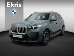BMW X1 - xDrive25e M Sportpakket | Premium Pack | Travel Pack | Achteruitrijcamera | Panoramadak |