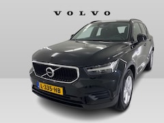 Volvo XC40 - 1.5 T2 Momentum Core | Trekhaak | Onyx Black | VolvoSelekt | LageKM |
