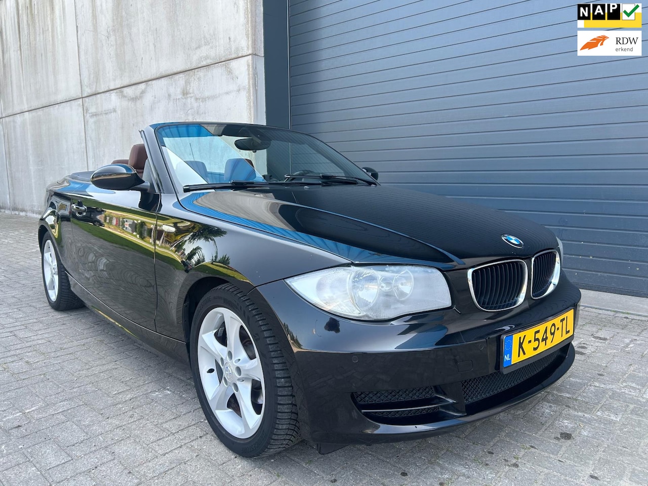 BMW 1-serie Cabrio - 118i Executive AUT LEDER PDC - AutoWereld.nl
