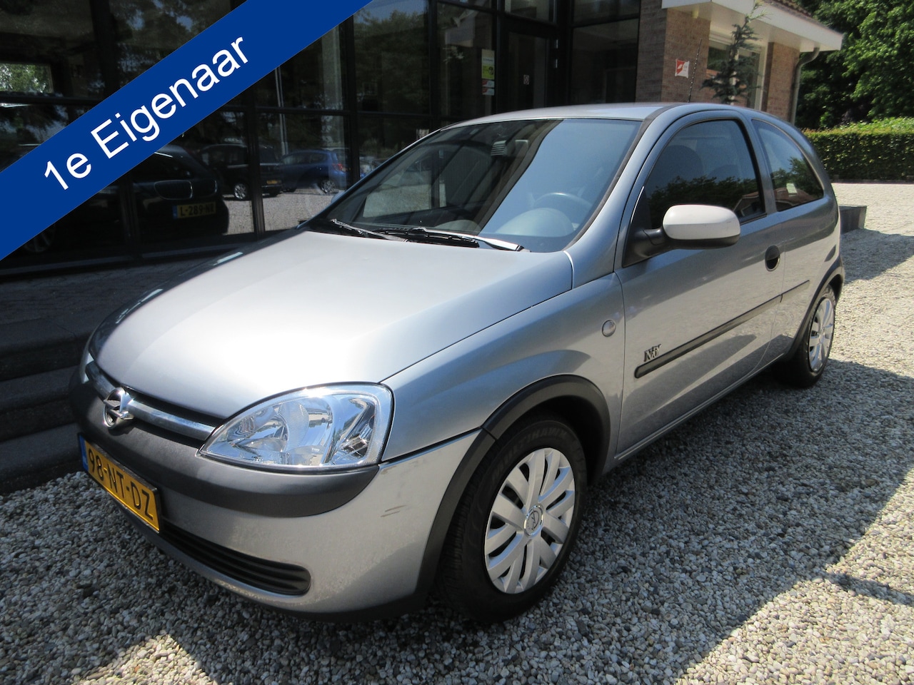 Opel Corsa - 1.2-16V Slechts 52445 km - AutoWereld.nl