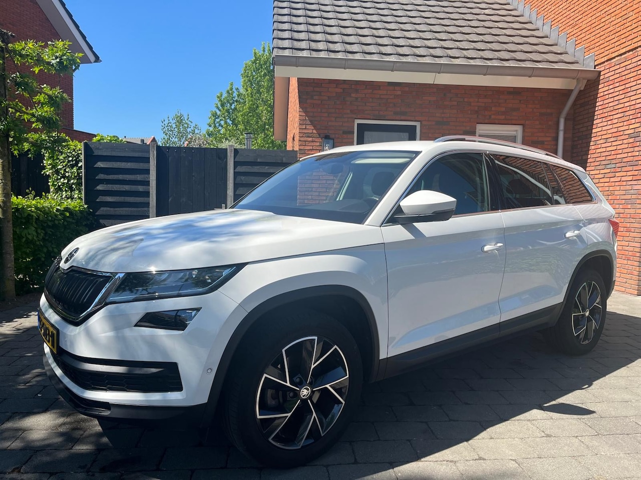 Skoda Kodiaq - 1.4 TSI 4x4 Style Business | Automaat | Navigatie | Trekhaak | NL-auto - AutoWereld.nl